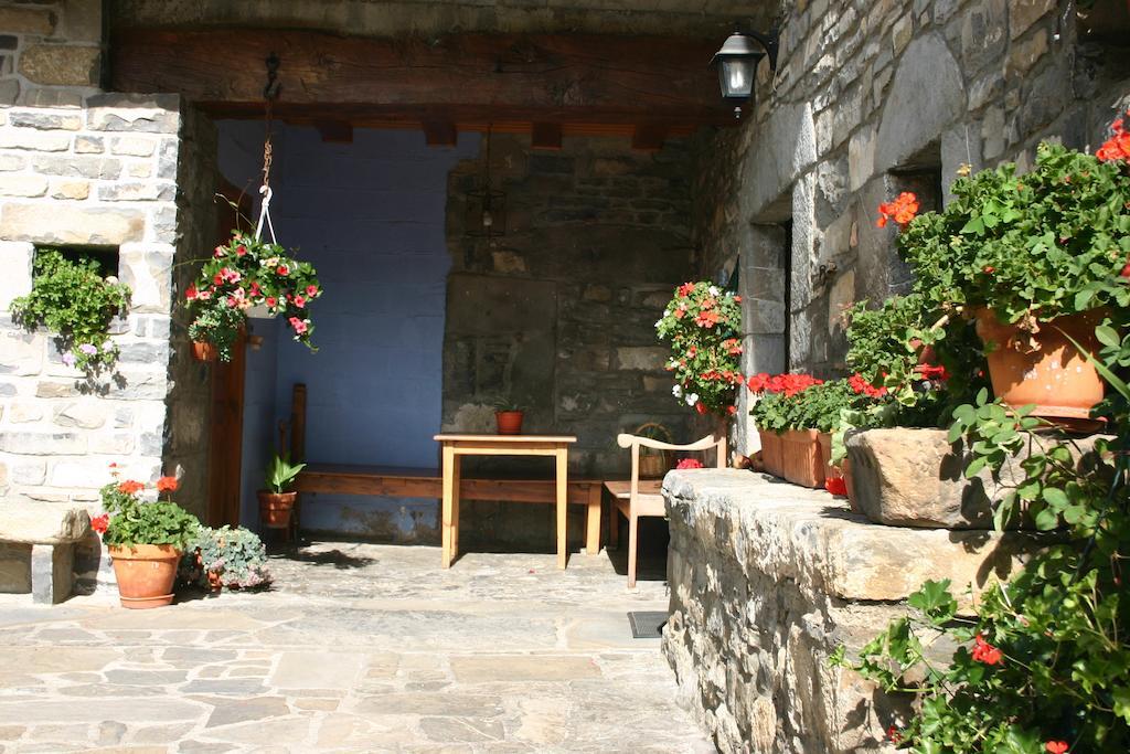 Apartamentos Casa Gallan Sarvisé Exterior photo