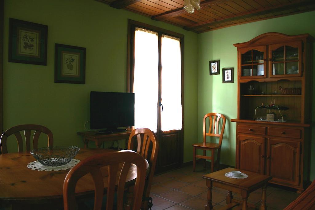 Apartamentos Casa Gallan Sarvisé Room photo