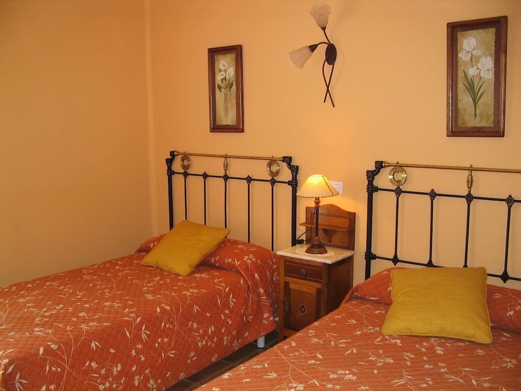 Apartamentos Casa Gallan Sarvisé Room photo
