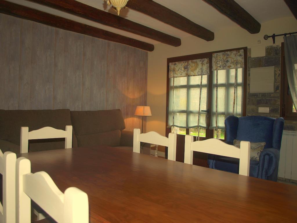Apartamentos Casa Gallan Sarvisé Room photo